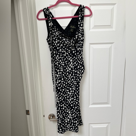 Cartise polka dot halter dress. Made in Canada - Picture 3 of 5